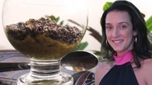 Mousse BEAUTY IN (abacate com cacau e frutas secas)
